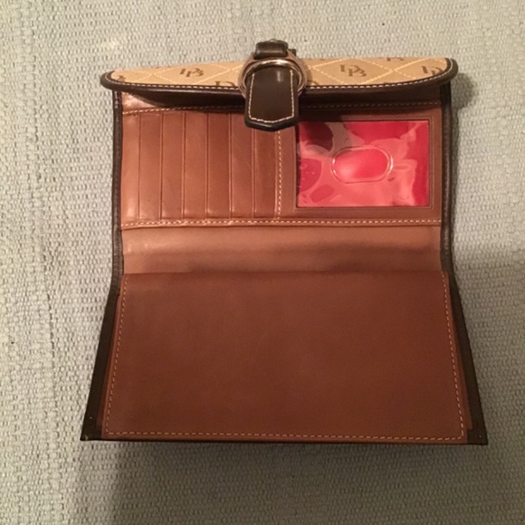 Dooney & Bourke Wallet - Picture 2 of 3
